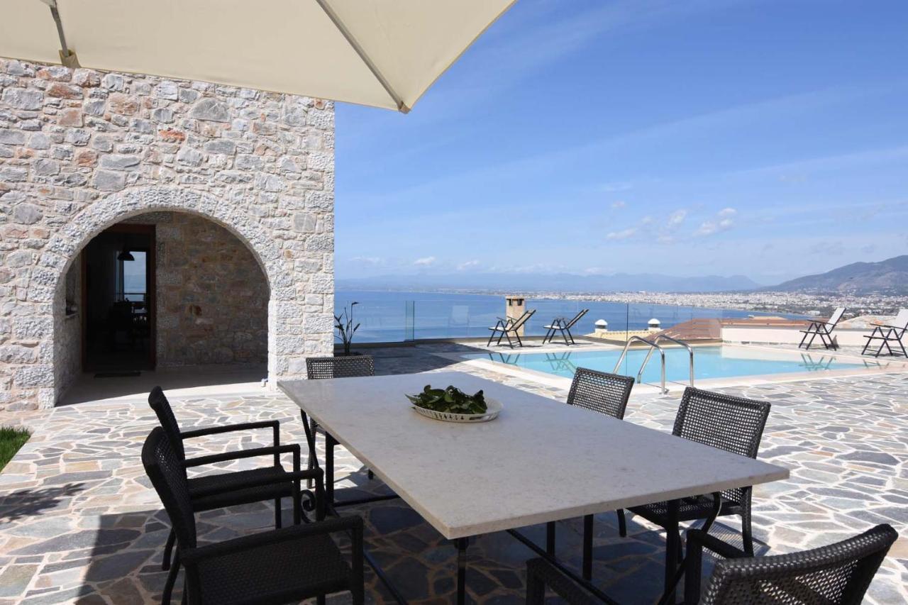 Villa Dafni - Infinite Sea Vistas With Private Pool Kalamata Eksteriør billede
