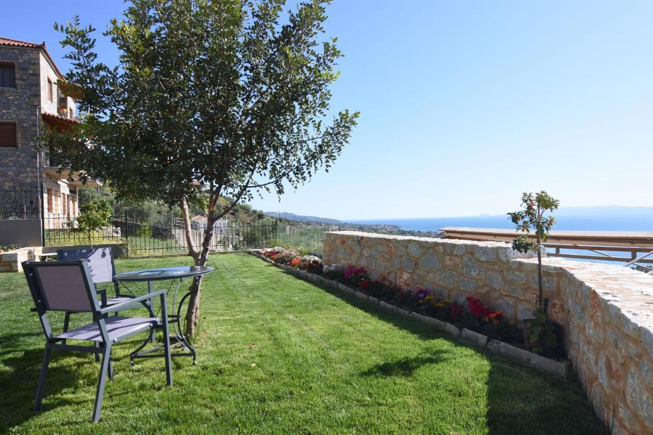 Villa Dafni - Infinite Sea Vistas With Private Pool Kalamata Eksteriør billede