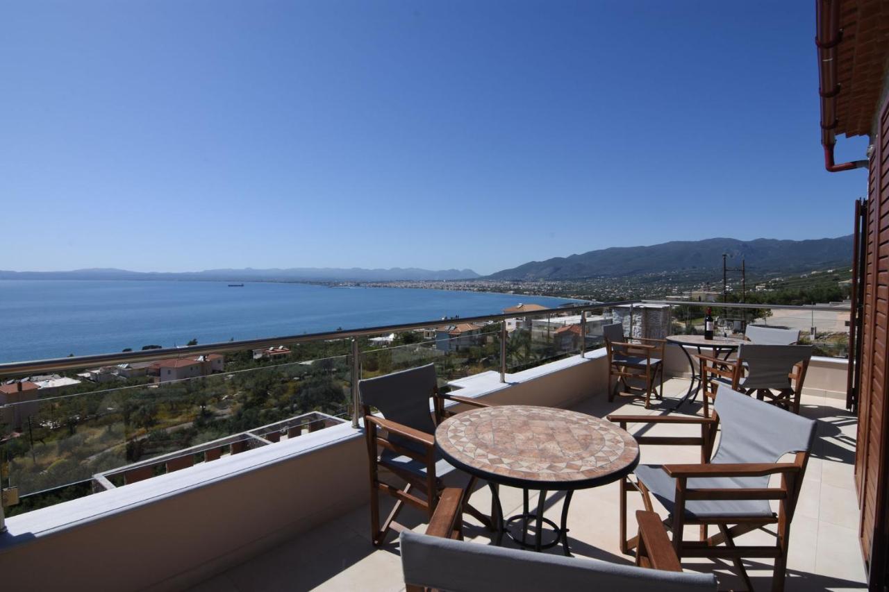 Villa Dafni - Infinite Sea Vistas With Private Pool Kalamata Eksteriør billede