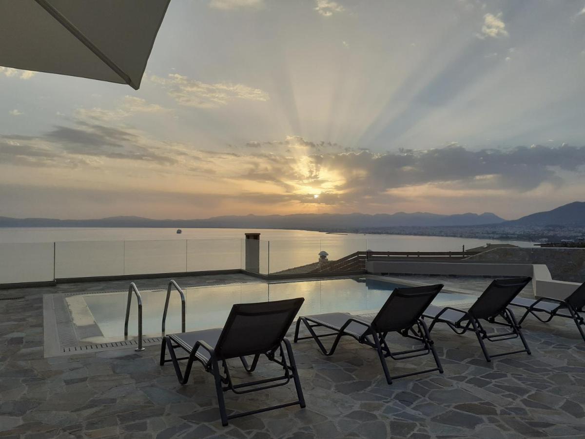 Villa Dafni - Infinite Sea Vistas With Private Pool Kalamata Eksteriør billede